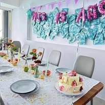 Mesa de evento decorada